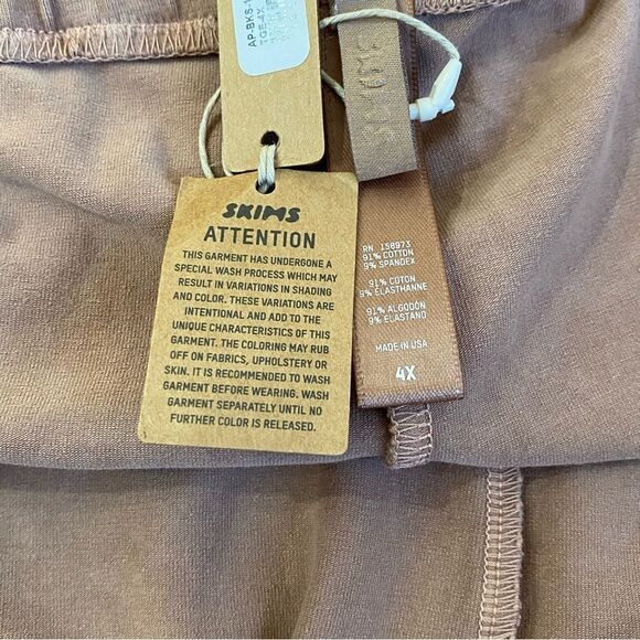 SKIMS Fits Everybody Tiger’s Eye Bike Shorts Sz 4X NWT - Picture 6 of 11